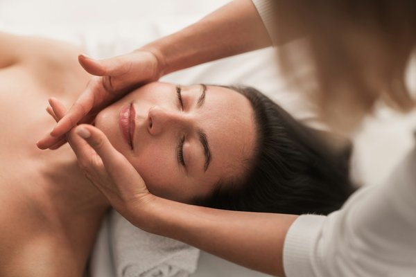 Les bienfaits du massage ayurvédique à lacrost pour votre santé
